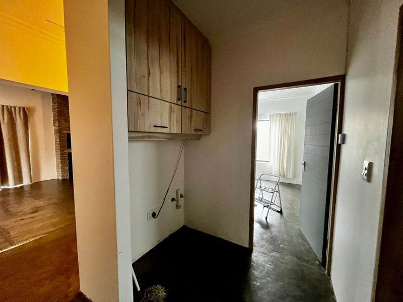 Freestanding Home to Rent - Photo 3