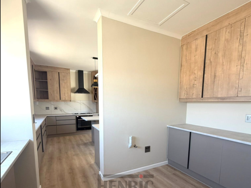 Brand New Home in Rossmund! Under - Construction - Photo 3