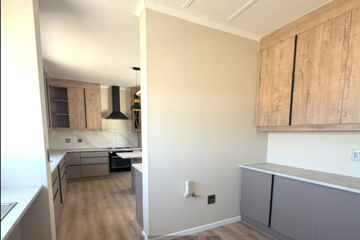 Brand New Home in Rossmund! Under - Construction - Photo 3