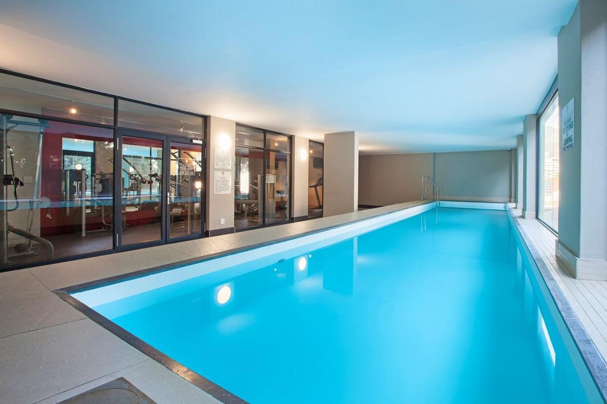 The ever popular Rockwell 2 beds 2 baths Availabe immedtiately. - Photo 3