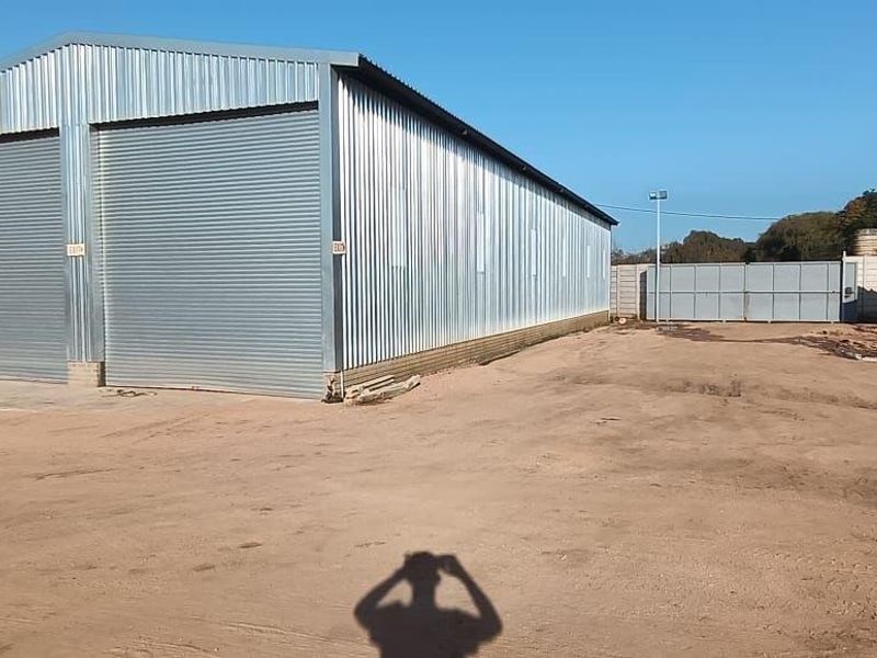Prime industrial property - Photo 2