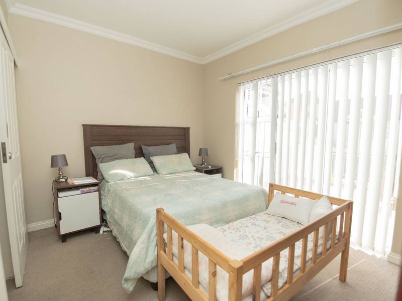 Comfortable Living - Photo 9