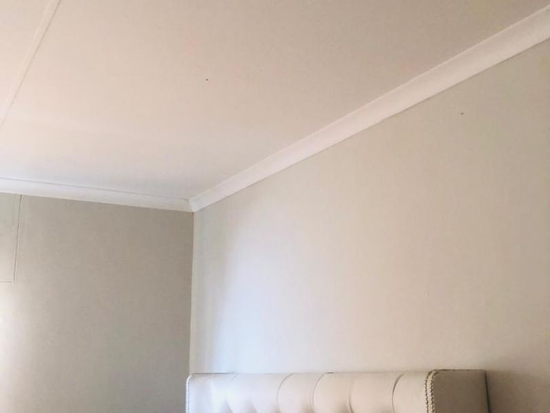 3 Bedroom House with an extra Bachelor flat for sale in Goreangab, Windhoek - Photo 10