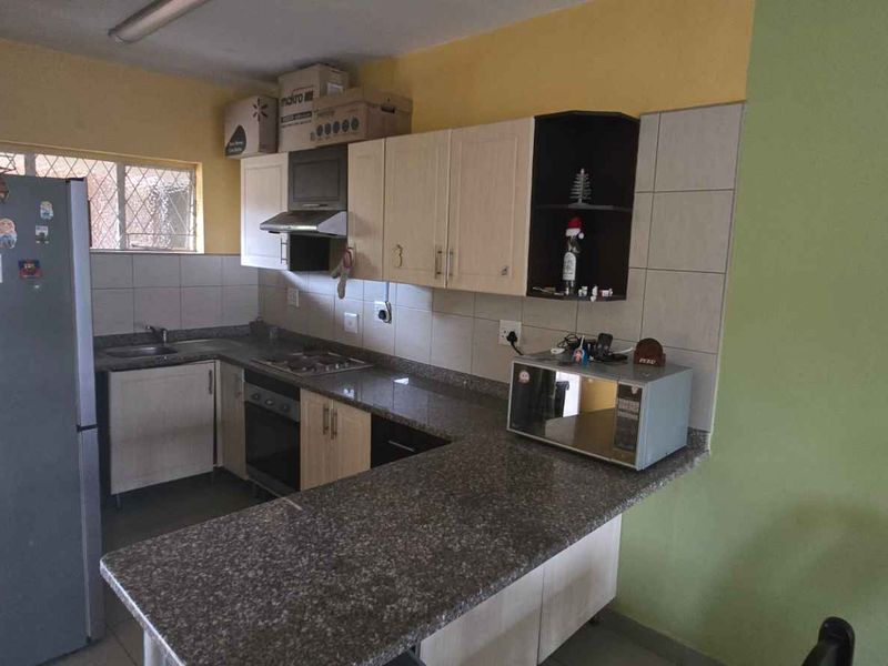 Great Location and Affordable - Photo 7