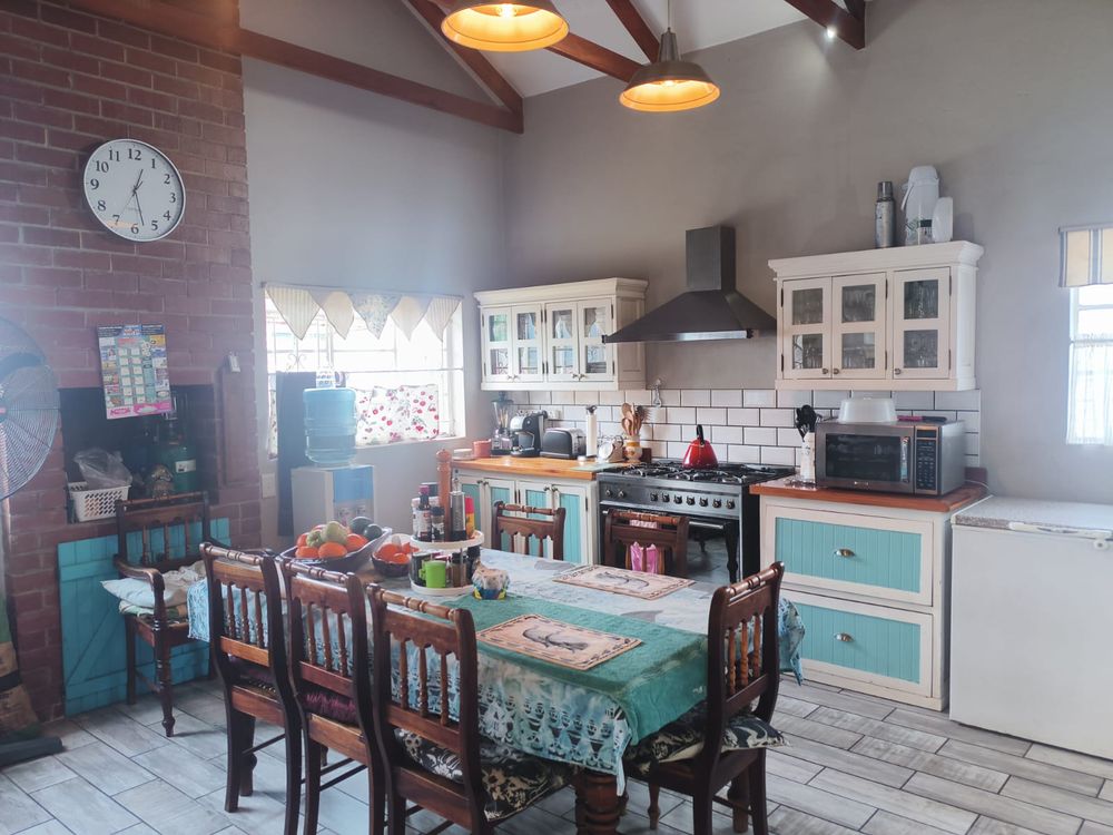 spacious kitchen