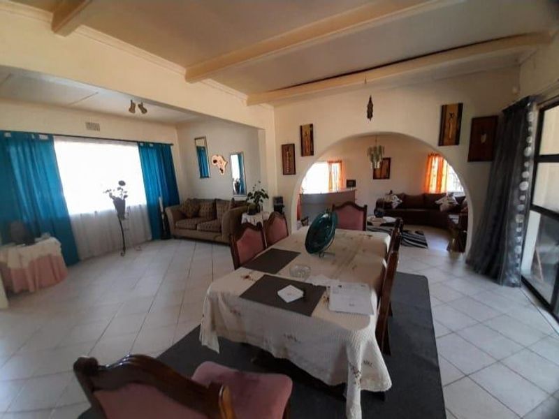 3 Bedroom House for Sale in Alan Manor Johannesburg South - Photo 9