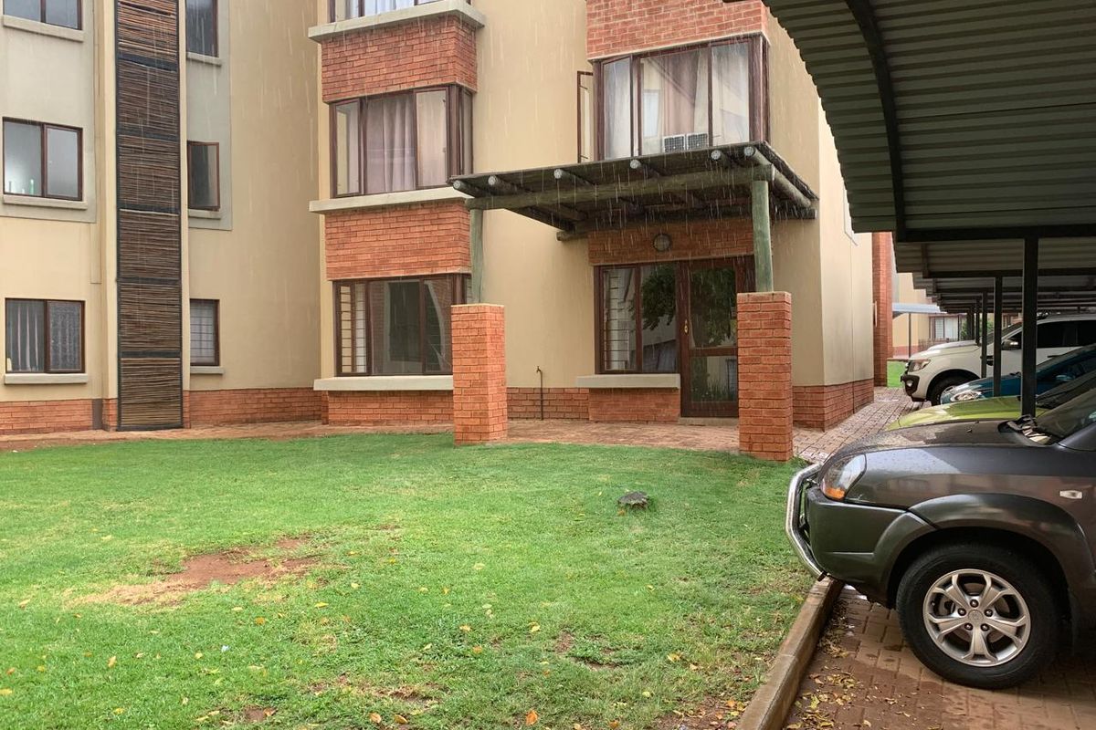 **Charming 2-Bedroom Apartment for Sale in 21 Zambezi Estates** - Photo 2