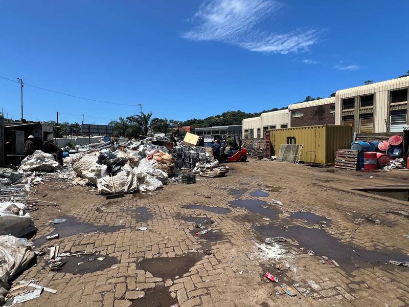 Prime Industrial Yard For Sale on Chris Hani Road - Photo 8