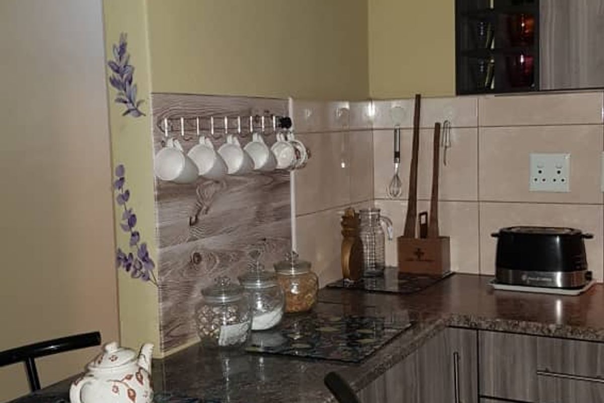 Family home in Osona Village - Photo 3