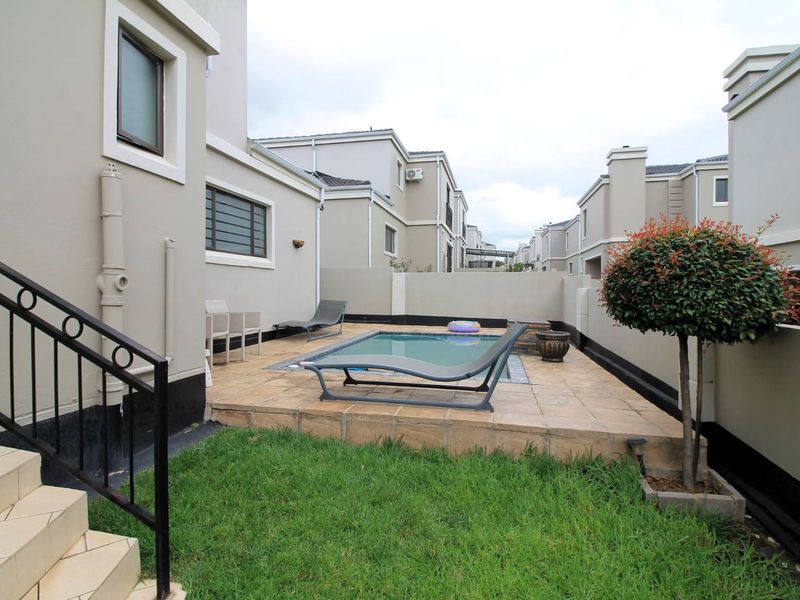 Charming Three Bedroom Family Home in Excellent Estate - Photo 9