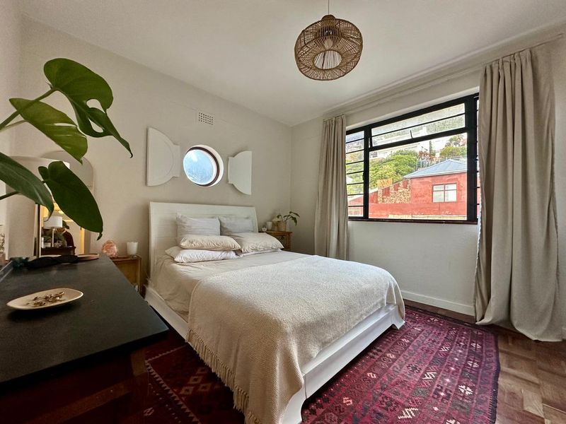 Well-Located 2-Bedroom with Ocean and Mountain Views - Photo 2