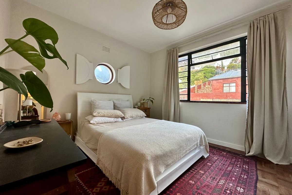 Well-Located 2-Bedroom with Ocean and Mountain Views - Photo 2