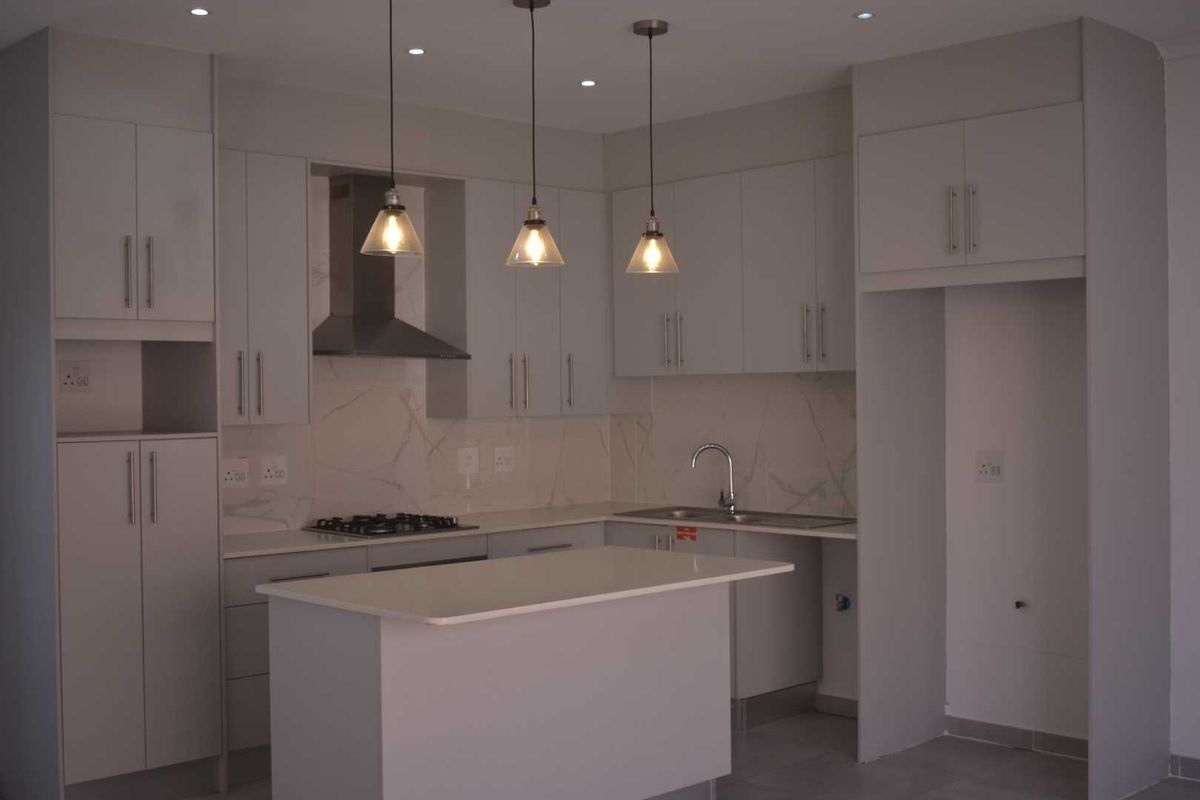 Safe - Secure & Low Maintinace! - Photo 2