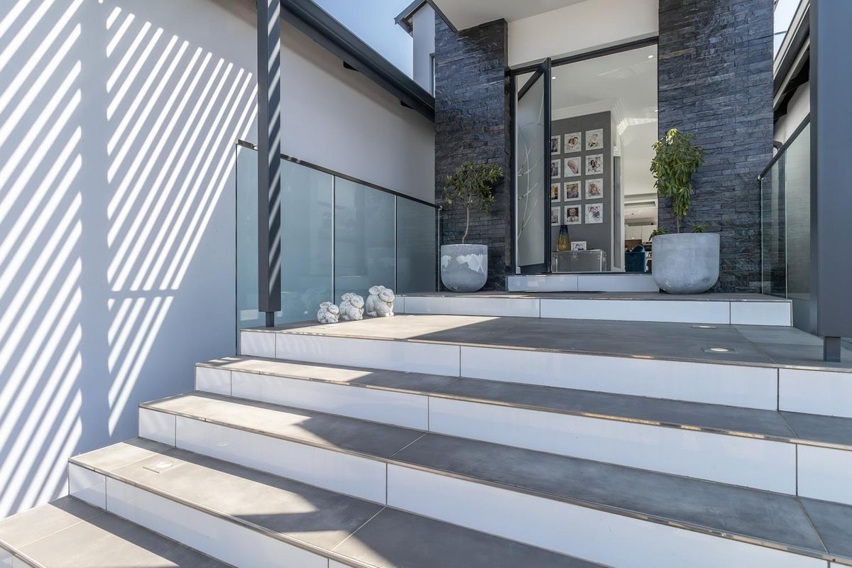 Experience the epitome of luxury family living - Photo 2