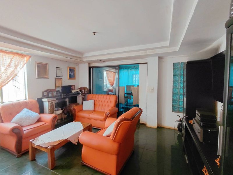 Smart Living: Solar-Powered Home with Fiber Internet!" - Photo 5