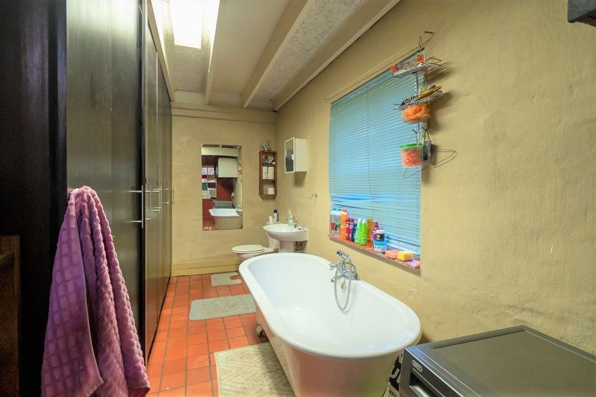 Walking Distance To All Restaurants and Amenities - Photo 3