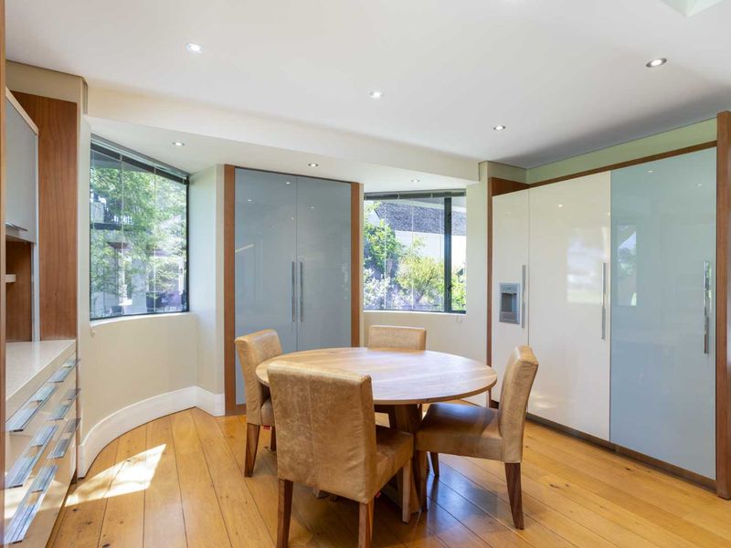 Elegant and Spacious Home on the 14th Fairway with Mountain and Pearl Valley Golf Course Views - Photo 10