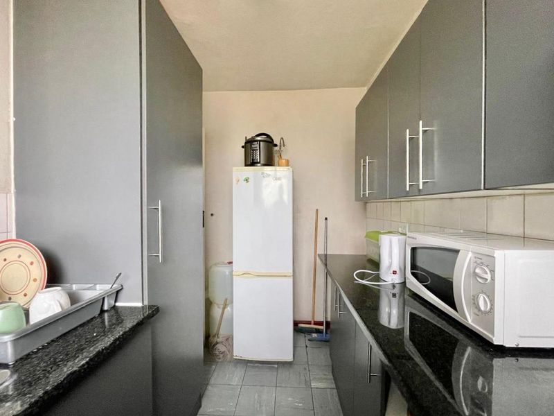 Live with a view! - Photo 7