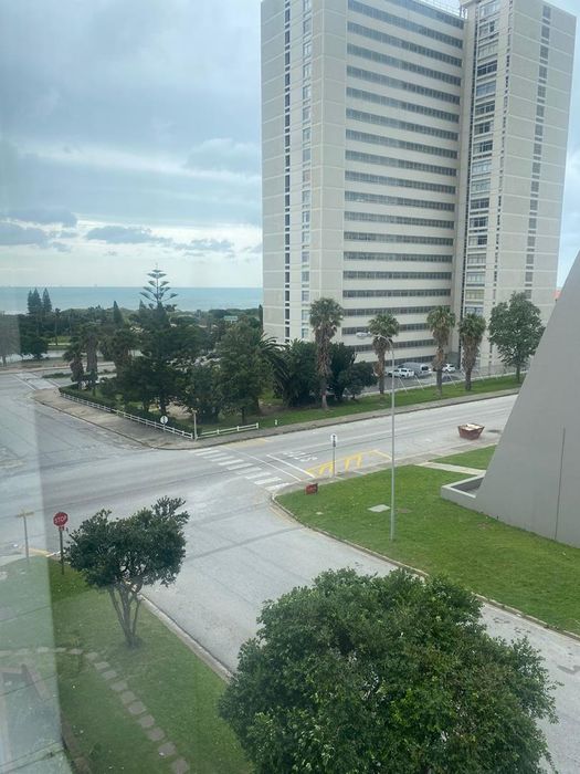 Property #2405659, Apartment Rental Monthly in Humewood