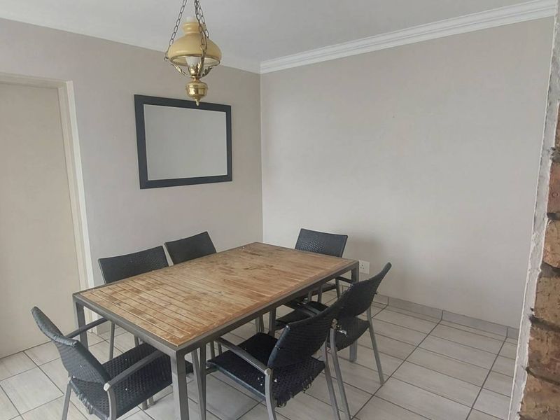 Ideal for the extended family. - Photo 6