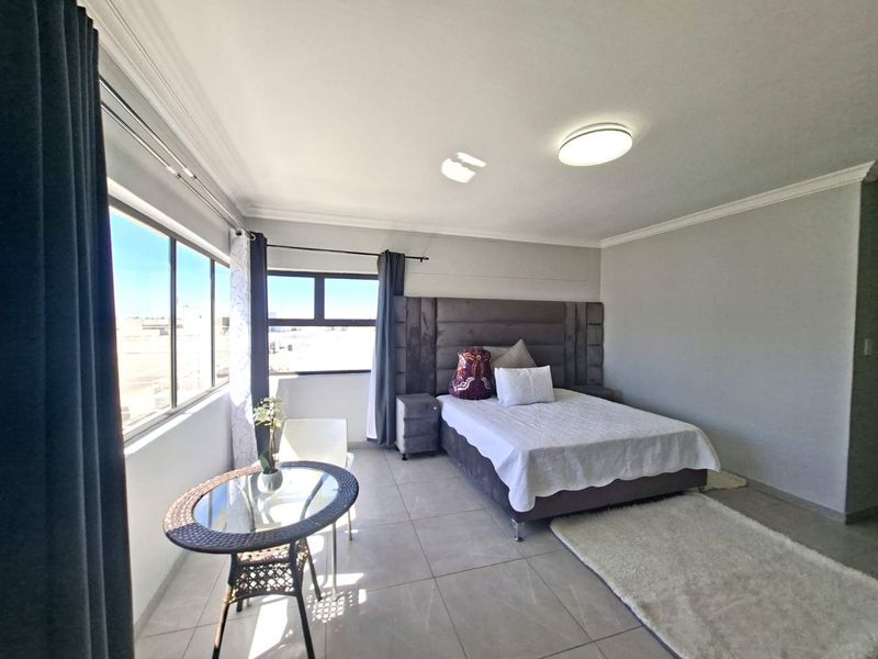 8-bedroom Home: Your Next Investment Opportunity. - Photo 7