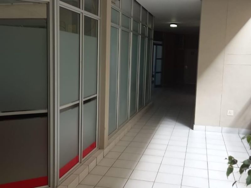 A GRADE OFFICE FOR SALE - KLEIN WINDHOEK - Photo 1