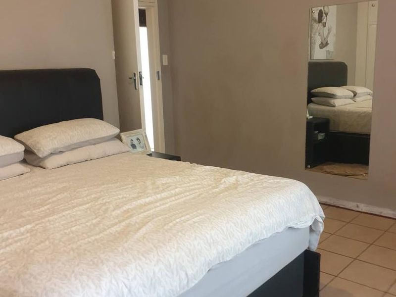 FREESTANDING HOUSE FOR SALE WINDHOEK WEST - Photo 4