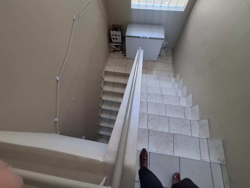 This is spacious 3-bedroom double-storey /duplex🔥 - Photo 9