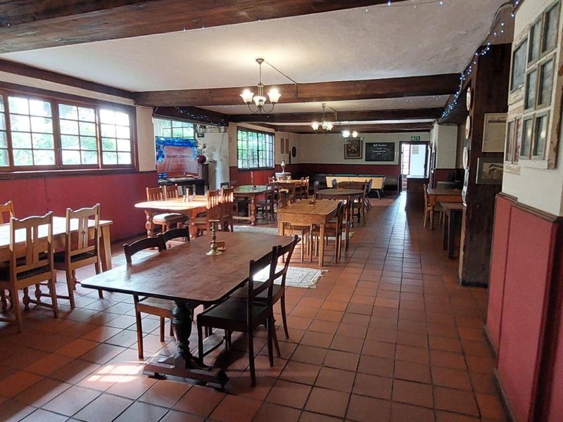 Pig and Whistle Inn – South Africa’s Oldest Continuously Licensed Pub for Sale - Photo 7