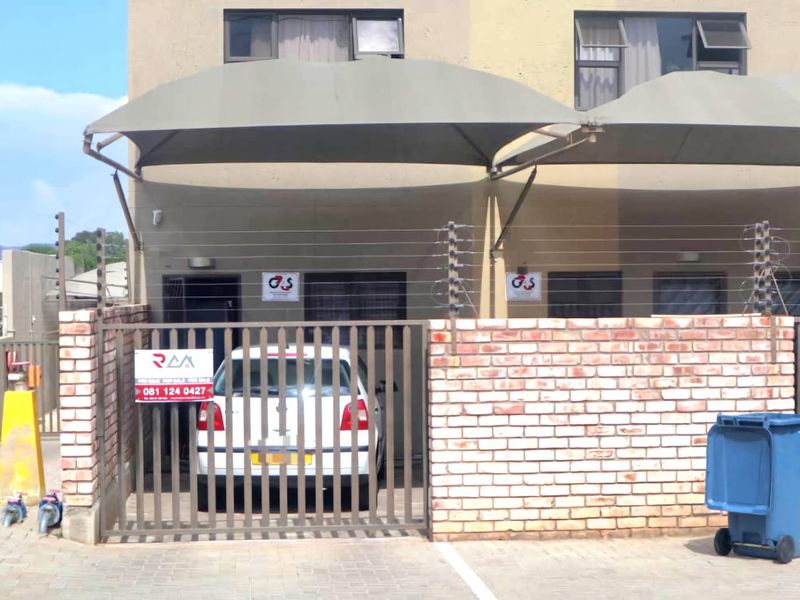 DUPLEX FOR SALE IN WINDHOEK WEST - Photo 9