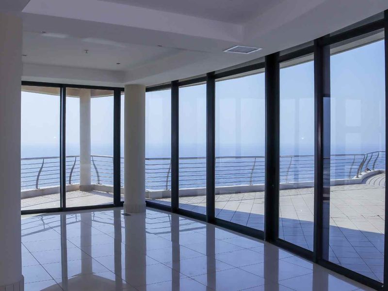 3 BEDROOM | 3.5 BATHROOM APARTMENT - Photo 2