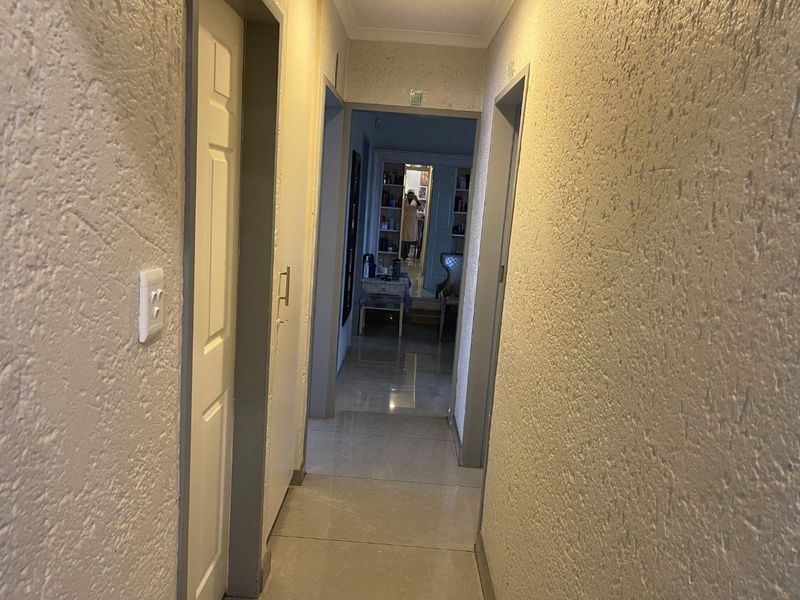 Charming 3 bedroom,2 bathroom cluster home - Photo 6