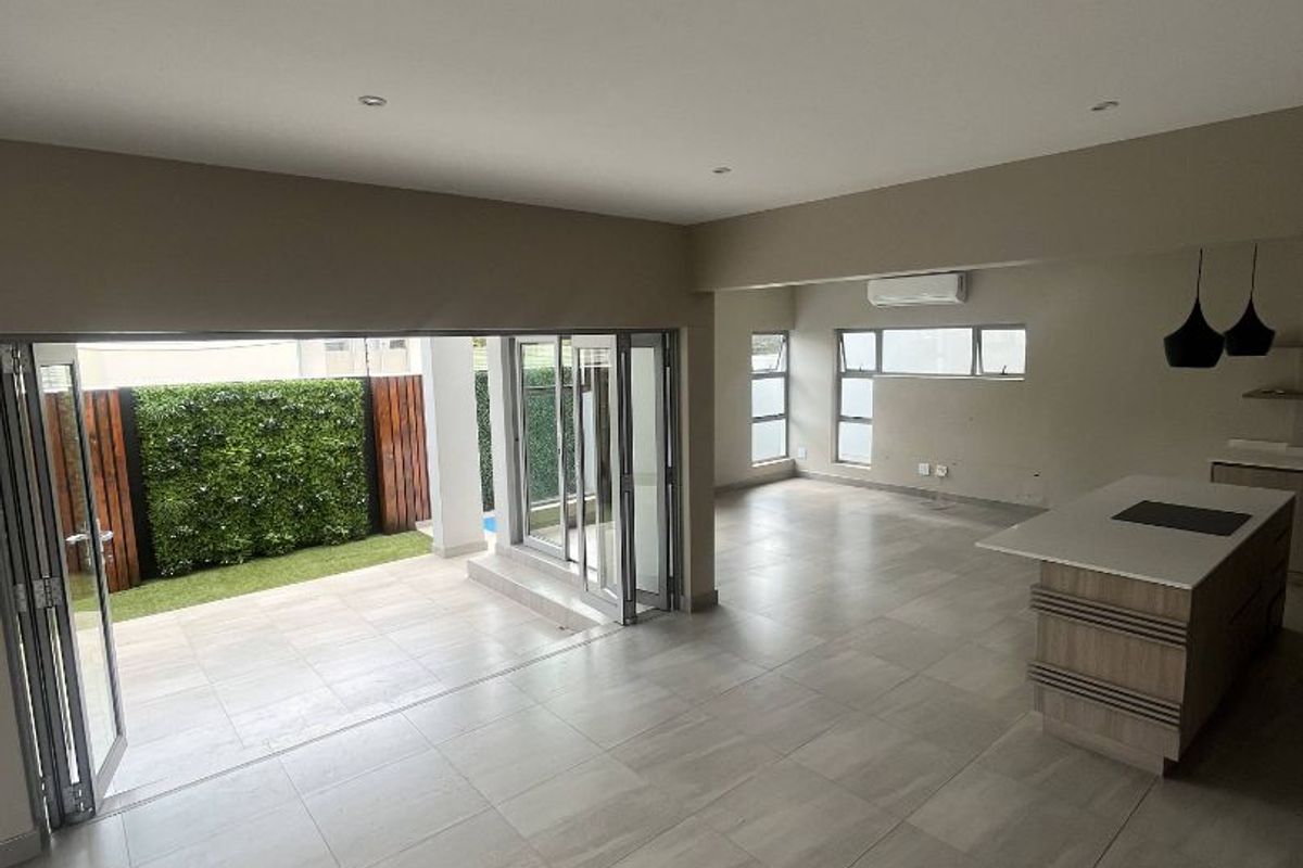 Bryanston Luxury Living – Where Family Meets Refinement - Photo 3