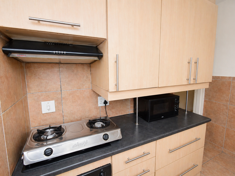 SECURE GROUND FLOOR UNIT - Photo 10