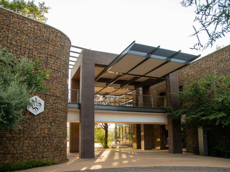 Experience Unrivaled Luxury: Design Your Perfect Home in the Prestigious Steyn City - Photo 3