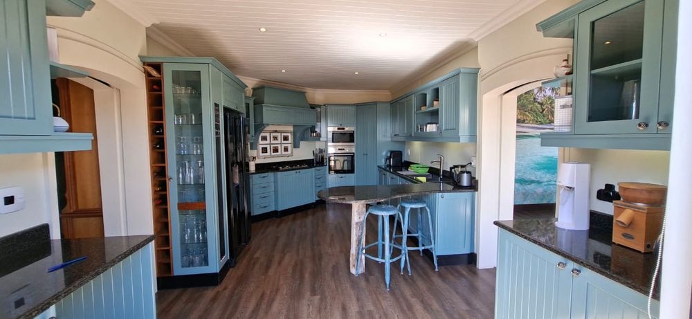 Kitchen area
