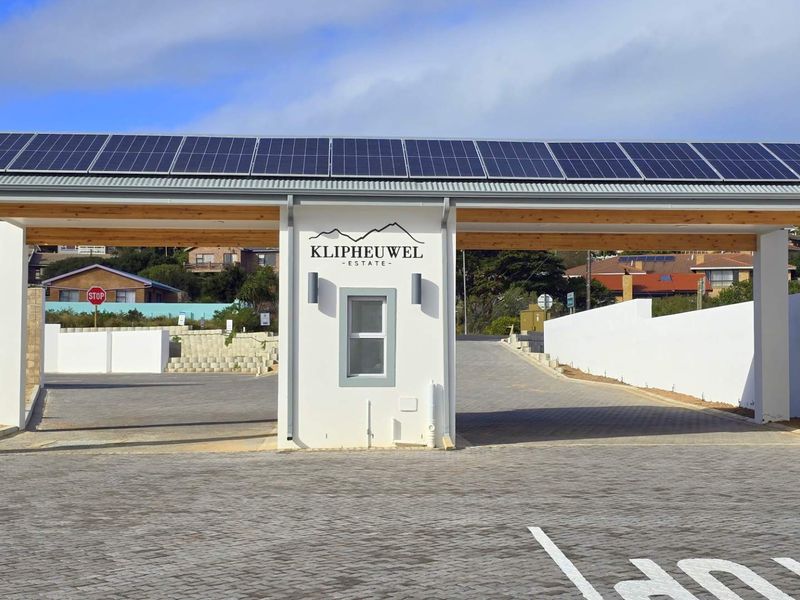 Unlock Luxury Living with a R100,000 Discount! - Photo 8