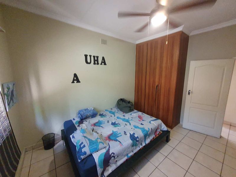 Neat Family home. - Photo 7