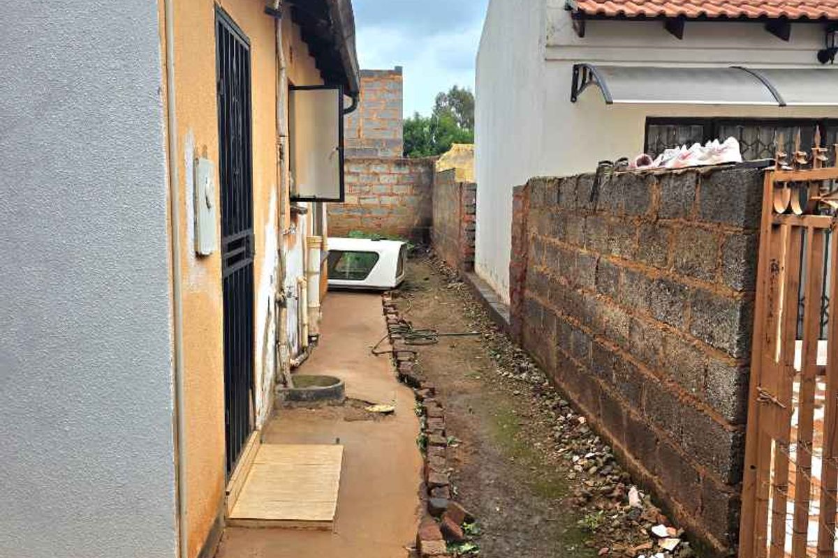 2 Bedrooms house For sale - Photo 3