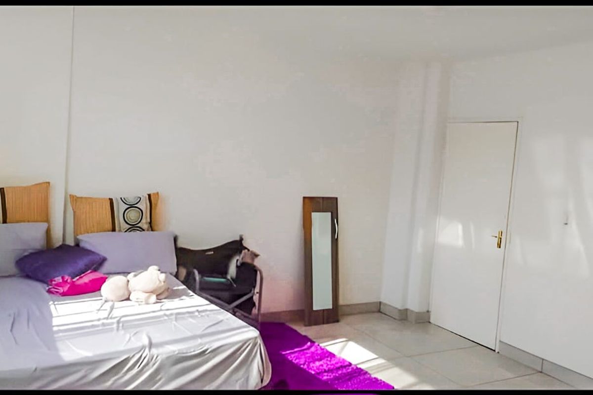 2-Bedroom Flat for Sale in Pietermaritzburg Central - Photo 5