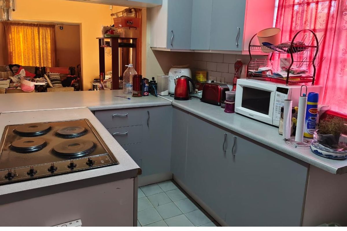 Cute and Cosy Starter Family Home - Photo 5