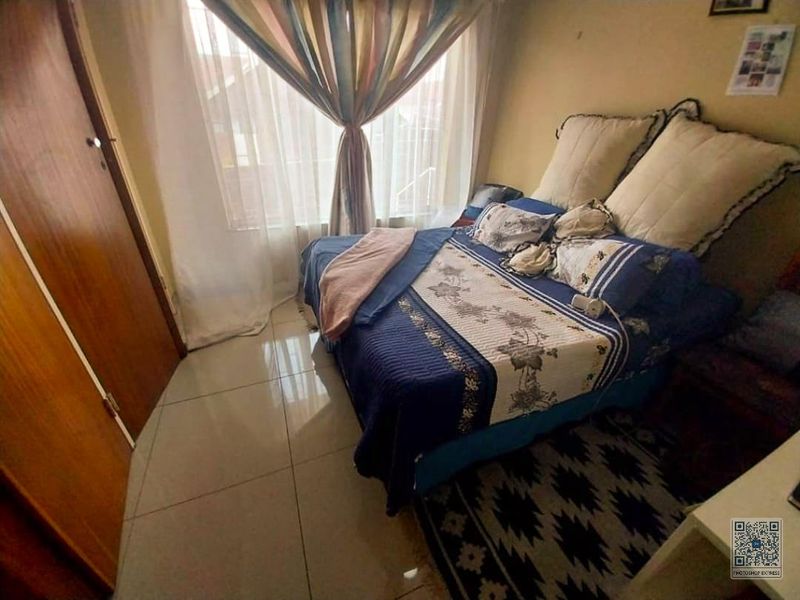 3 Bedroom House In Marbela Complex Birchleigh North - Photo 6