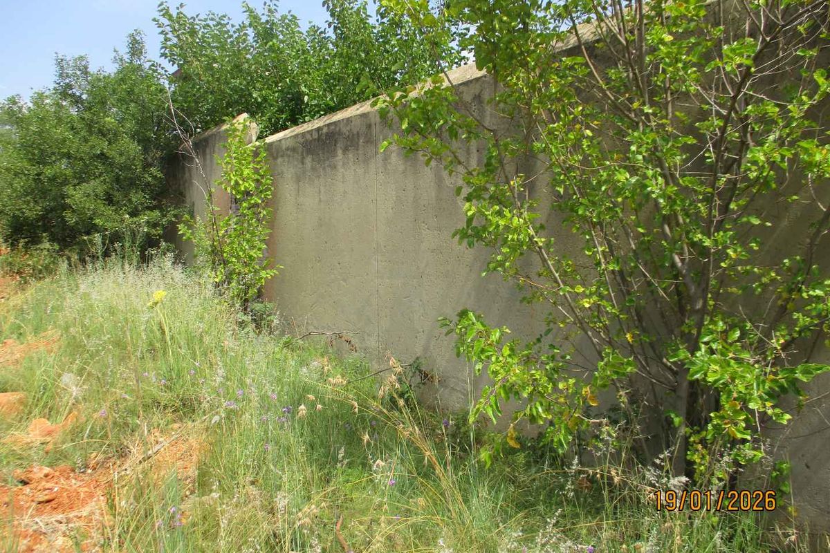 Enjoy the tranquility of Henley - Photo 3