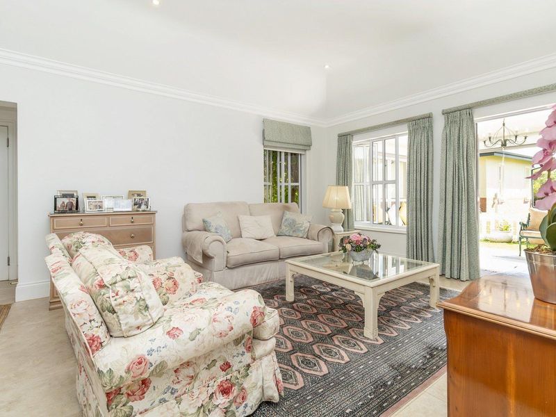 Tranquil retirement haven - Photo 8