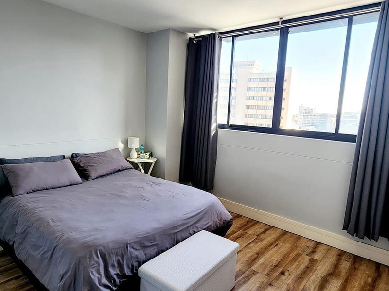 77 On Independence - Photo 7