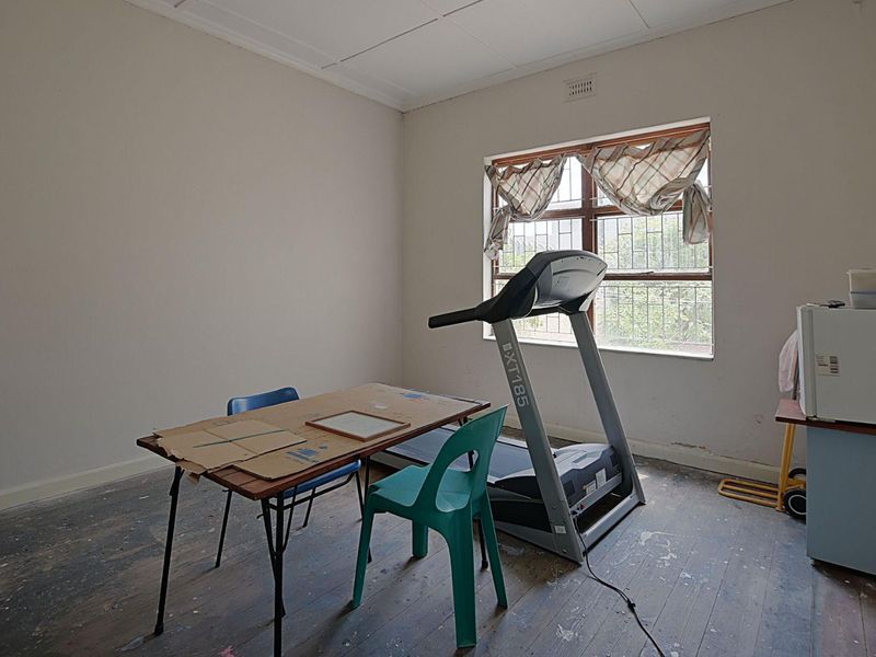 Versatile Property for the Extended Family or Rental Income - Photo 5