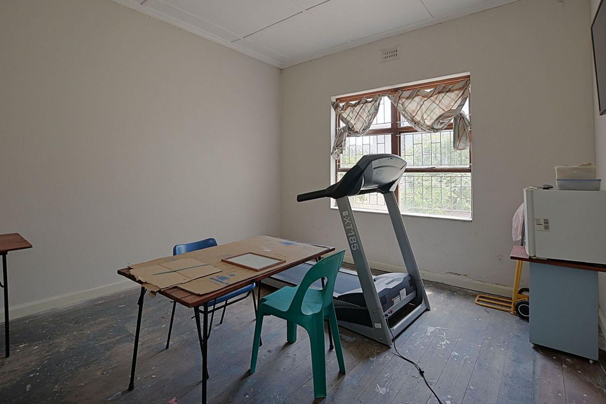 Versatile Property for the Extended Family or Rental Income - Photo 5