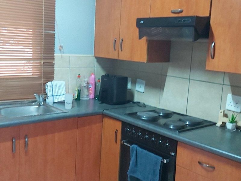 1 Bedroom Ground Floor Apartment - Photo 8