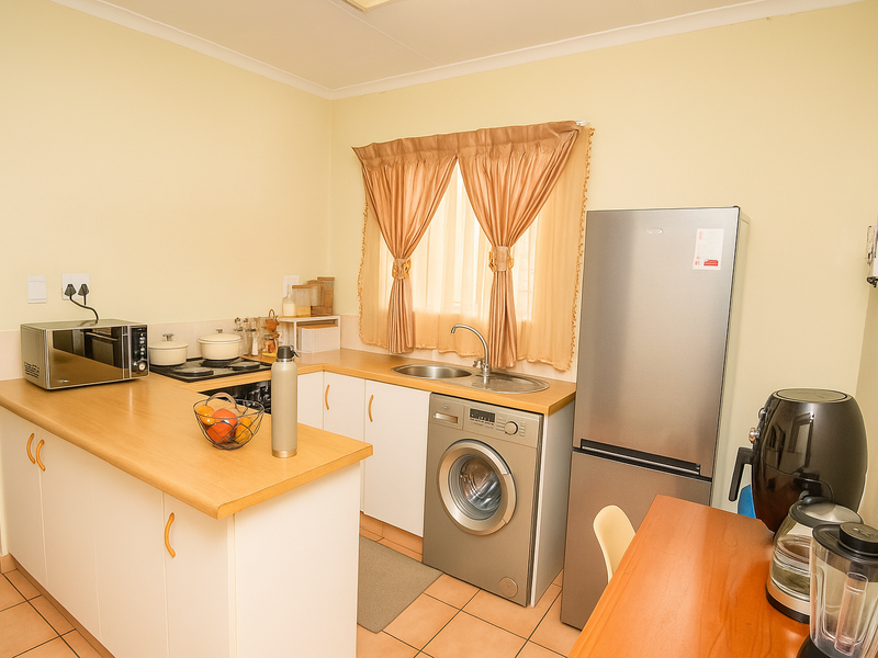 First Floor Apartment - Photo 6