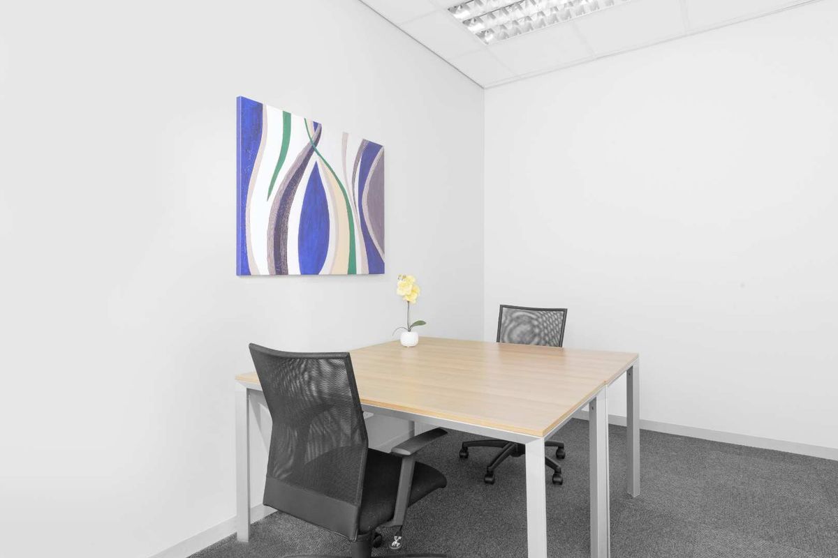 Private office space tailored to your business’ unique needs in Regus West Rand – Constantia Kloof - Photo 3